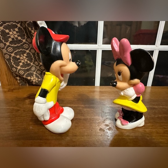 Vintage Playskool Baby Walt Disney Mickey Mouse & Minnie Rubber Figure Toy - Picture 2 of 6